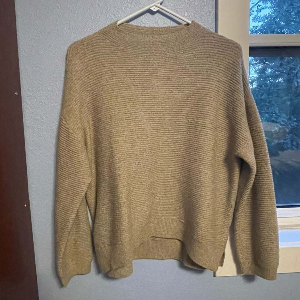 Truth by Republic Ribbed Knit Crew Neck Sweater Tan Size M